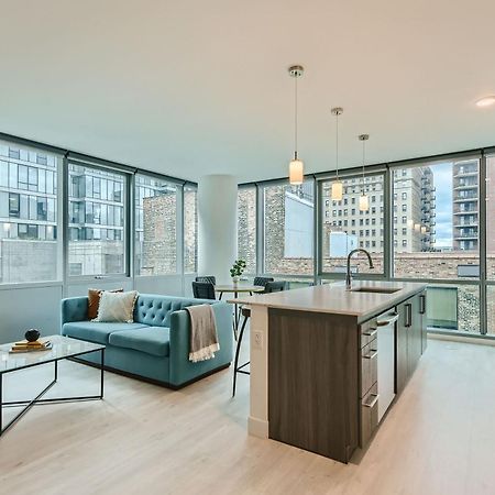 Sentral Michigan Avenue Apart otel Chicago Oda fotoğraf A model apartment