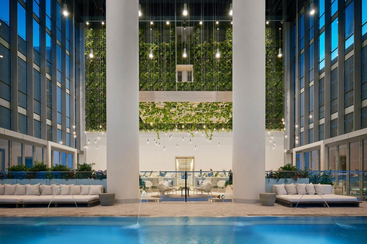 Sentral Michigan Avenue Apart otel Chicago Dış mekan fotoğraf The pool at the Ritz-Carlton, Melbourne