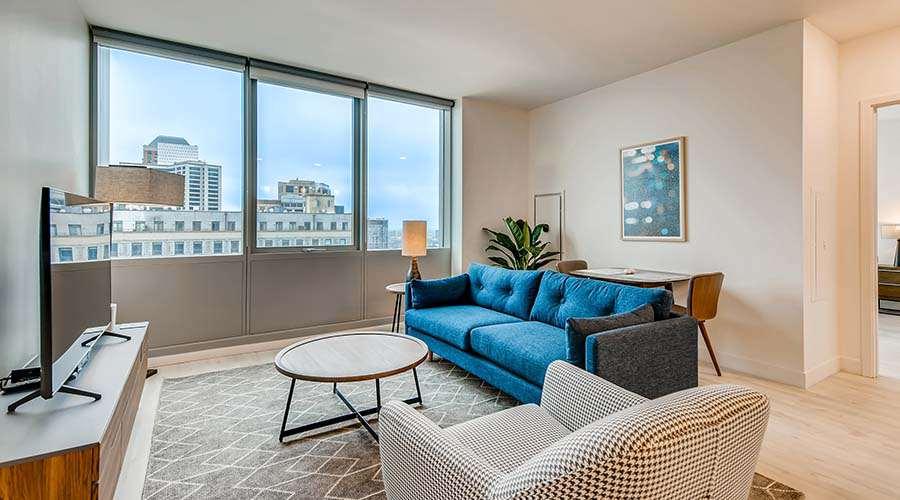 Sentral Michigan Avenue Apart otel Chicago Oda fotoğraf A living room at the Ritz-Carlton